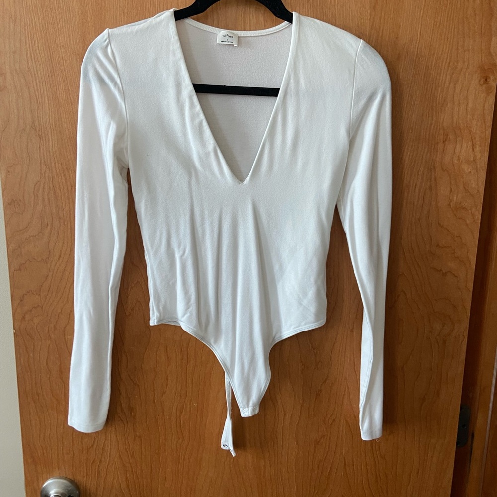 Aritzia deep V white bodysuit